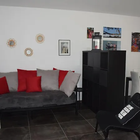 度假居 Charmante Maison A Avec Jacuzzi *